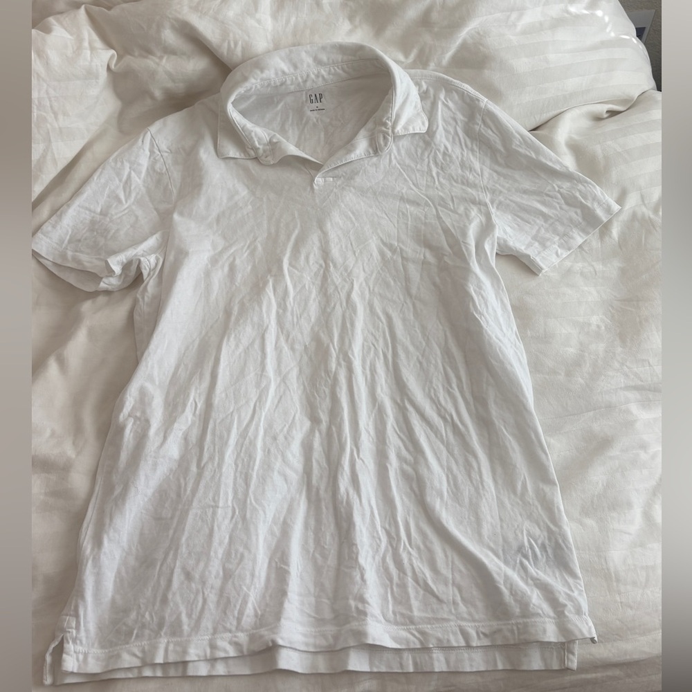 GAP Men’s White Short-Sleeve Polo
